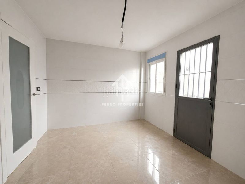 Foto 5fc7cb82-6c7e-44ff-8836-69d761797c59. Casa amb aparcament a Peligros