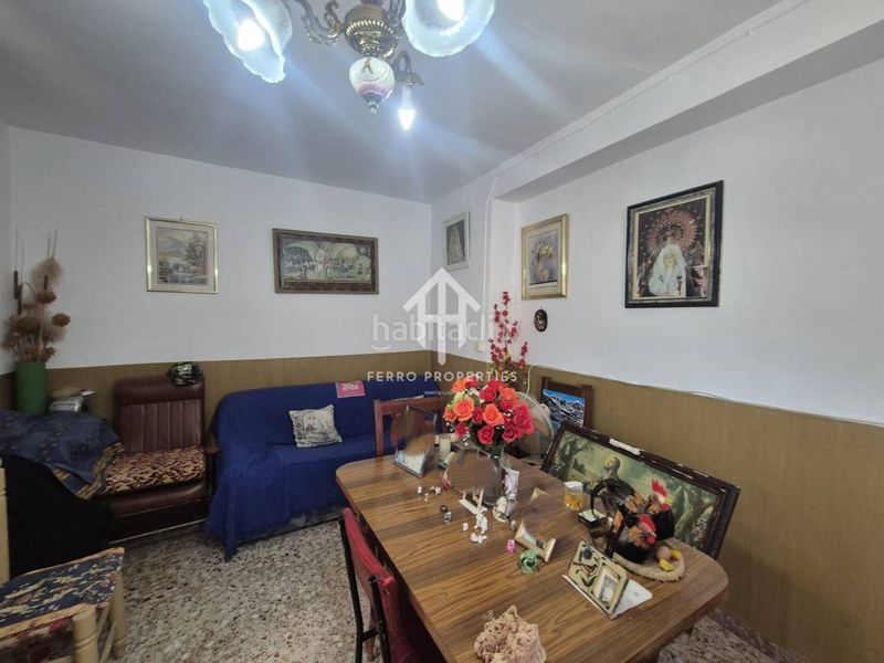 Foto f27dc671-3bb4-43e3-b4ee-923cf00dfcf0. Casa a Loja