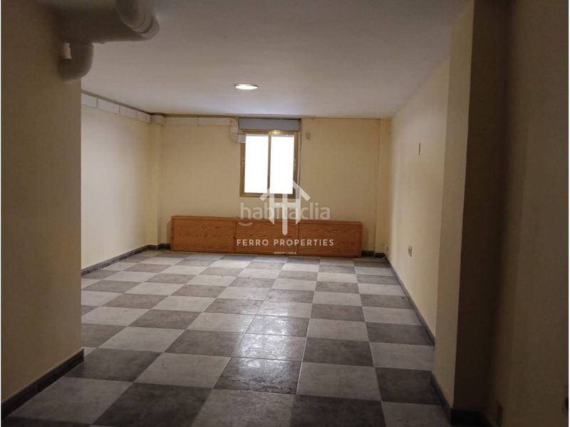Foto 256e3d1d-9368-4d04-a6fc-beb14075228a. Local comercial a avenida andalucía 26 a Atarfe