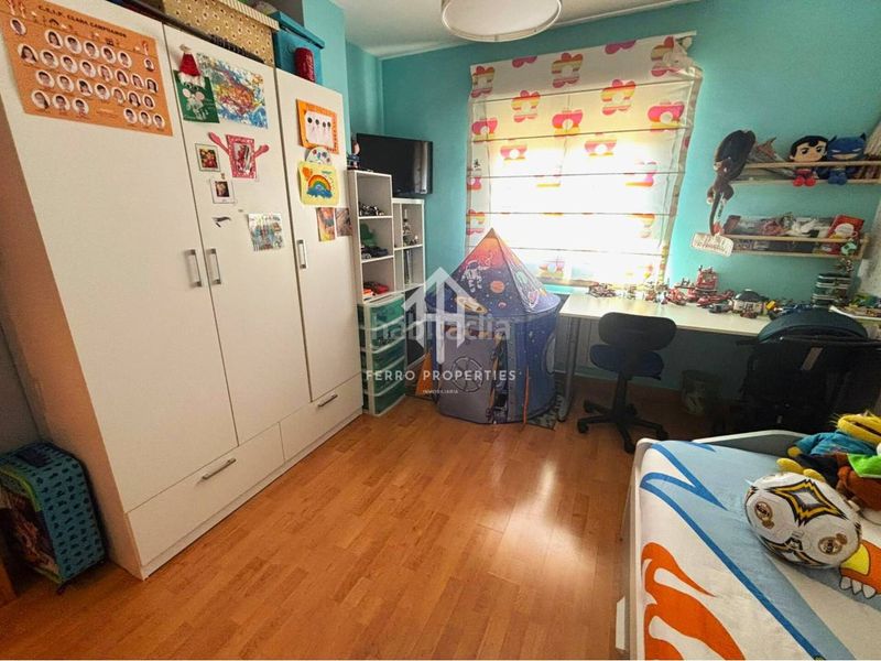 Foto 63fd916d-163c-4a80-82ca-a8d8a95adeff. Flat with heating parking pool in Atarfe