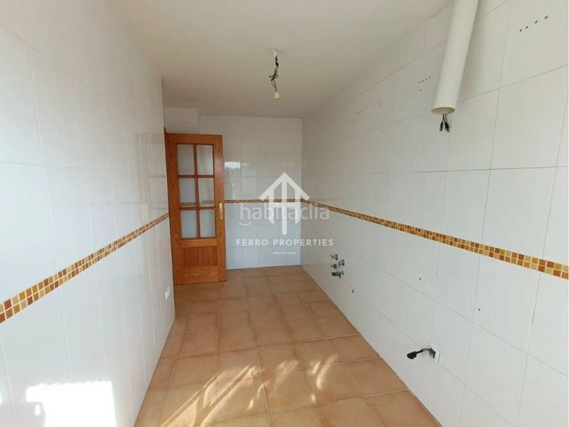 Foto 5515b0d6-f6f5-46fc-af7e-73e3dbafe861. Pis amb aparcament a Cijuela