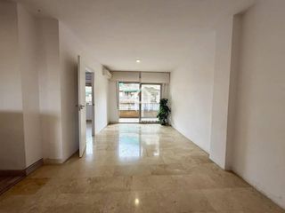 Flat  Calle briones. Piso en venta en pinos puente