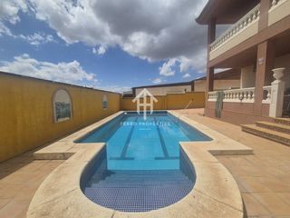 Chalet in Láchar. Espectacular villa en lachar granada