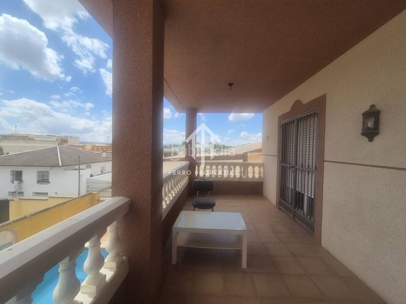 Foto abe66f0b-ca3c-42e7-91c1-8eaecd44f3f2. Xalet amb aparcament piscina a Láchar