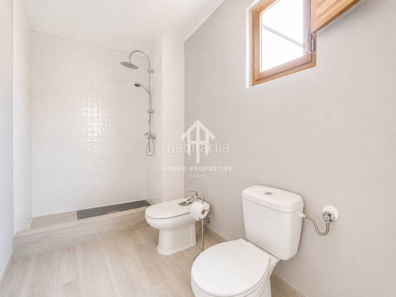 Foto d749f8aa-a138-4c50-bd1f-7b68e6c036c9. Maison avec parking dans Loja