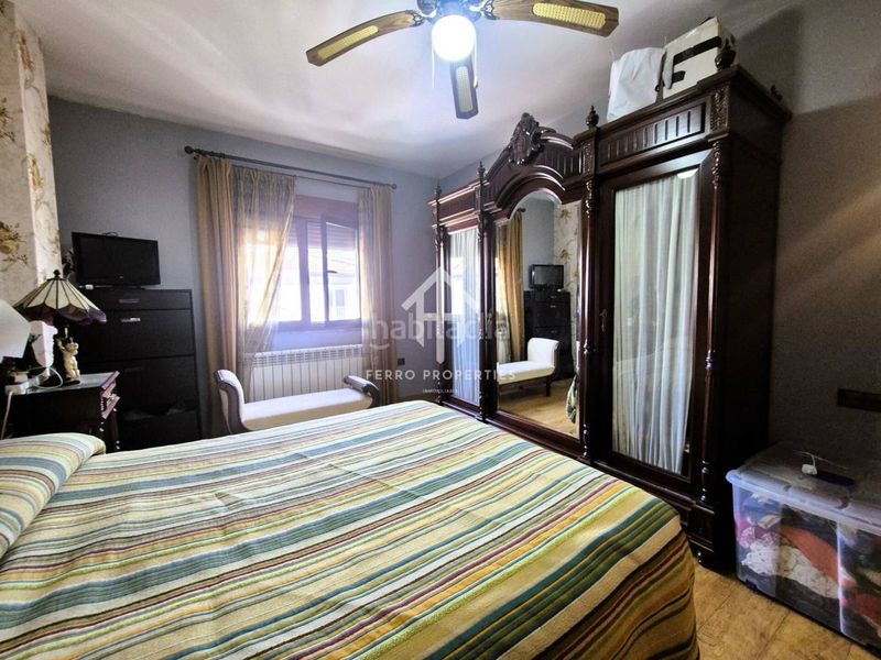 Foto b8408d75-6761-4e2e-9675-7dd929941a2e. Casa aparellada amb calefacció aparcament a Loja