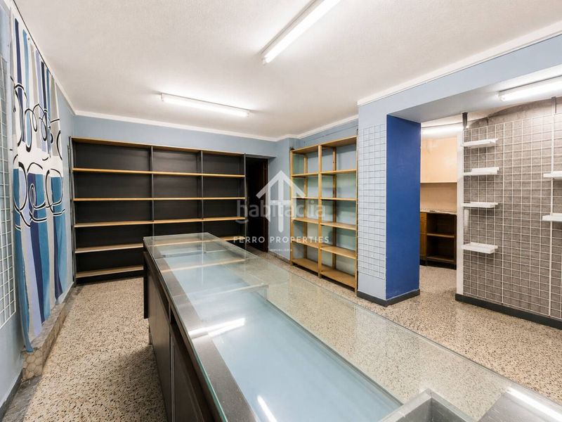 Foto d963108c-9f6f-4ccb-8683-2b61f980f912. Local comercial a Loja