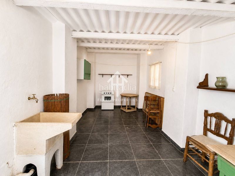 Foto c0bbf11b-eeeb-4862-bcd6-884bcb53c841. Casa amb aparcament a Salar