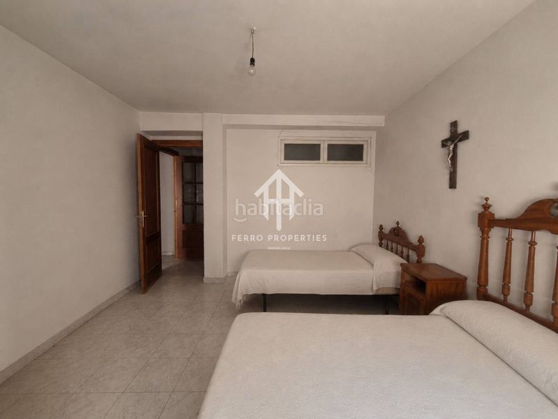 Foto a870bb01-6343-407c-8081-fa62706c4e9b. Piso  amplio en pleno centro con múltiples posibilidades en Loja