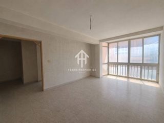 Appartamento in Loja. Venta de piso amplio en loja