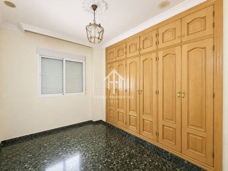 Foto c70bf836-1e3e-42ae-bfb5-3e74a95c7128. Flat in Loja