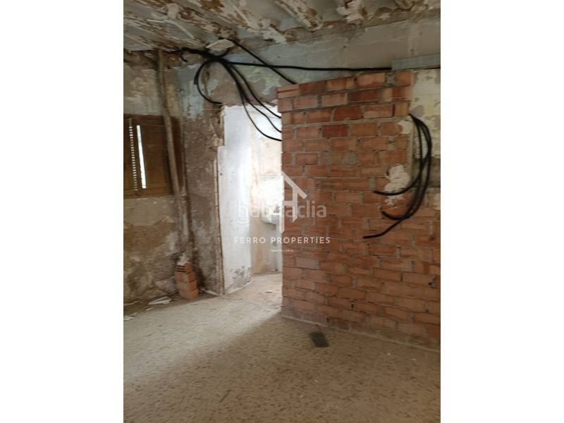 Foto d8d28bf2-e963-48bc-9392-6c56d85fdfd4. Casa aparellada a Chimeneas