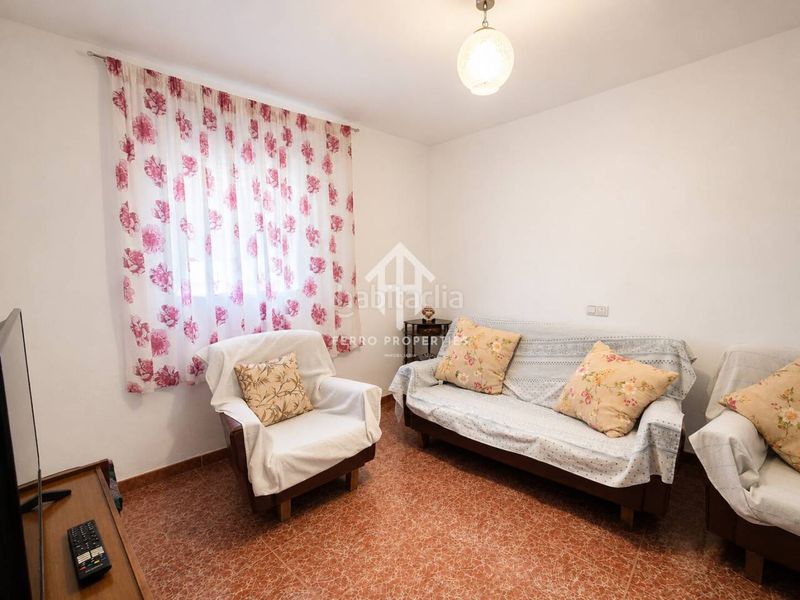 Foto cf76bb1f-df60-4aa6-a9f7-cfd0d9627e40. Casa  en venta en Loja