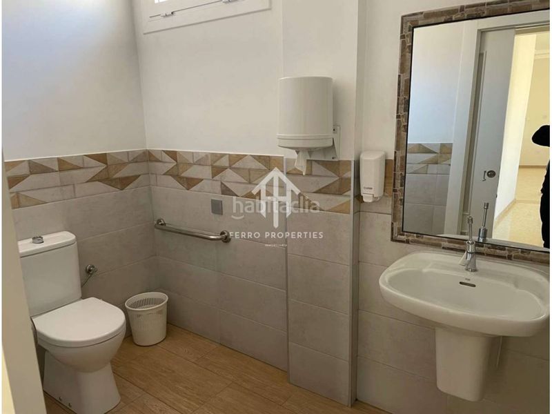 Foto 5c1f8189-93d9-4f9b-8b08-9443928e4a84. Local comercial restaurante en venta en riofrío en Loja