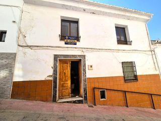 House in Algarinejo. Venta de casa en algarinejo