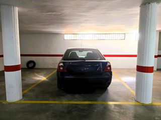 Parking coche en Loja. Venta de un garaje en loja