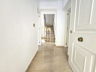 Chalet in Peligros. Casa reformada con garaje para 2 coches y gran potencial en peli