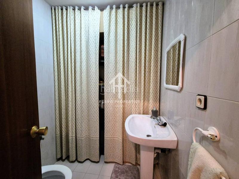 Foto bf558eed-cd98-4708-a889-be737d1709fe. Piso  en venta en Loja