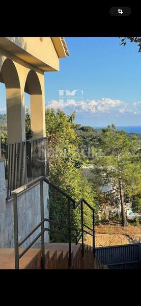 Foto c6fc1206-af75-49f1-8d25-5f14e0098168. Casa amb aparcament piscina a Lloret Verd - Els Pinars Lloret de Mar