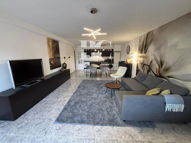 Foto bce2aeff-8713-4c31-a42a-efda6877d1d1. Casa villa cerca de todos los servicios en Roca Grossa Lloret de Mar