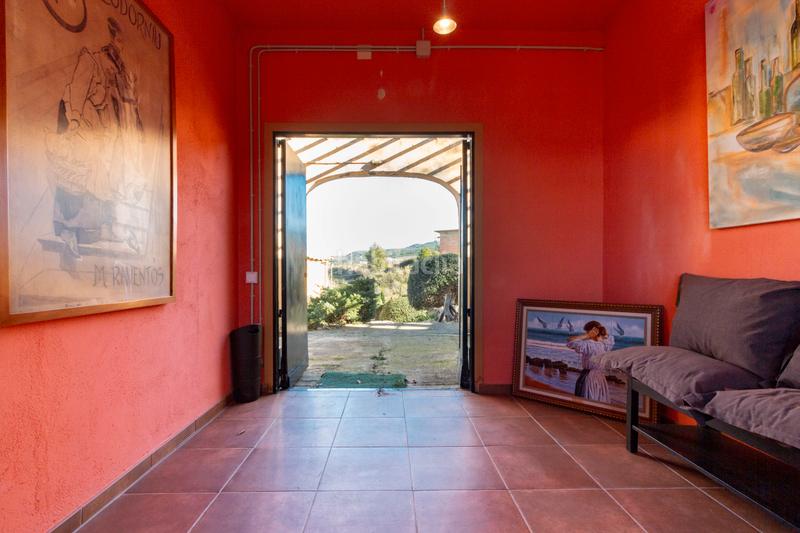 Foto bd0233ed-2a88-4ce7-a4f2-16d2b991f3e7. Casa en Subirats