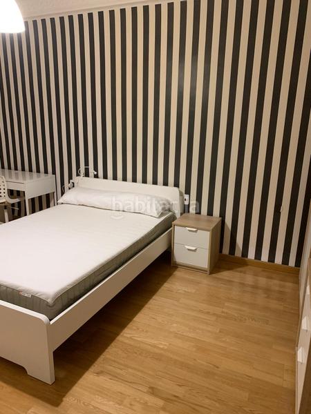 Foto bfc26cab-8b8b-441a-b204-43d377a8ef8a. Piso  alquilado 1 año de contrato pagan 630 en Valencia