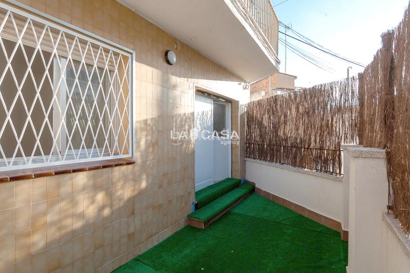 Foto 0a8d5a5a-bfdb-44d9-a3f1-4d82c67cb42e. Ground floor in Vista Alegre Castelldefels