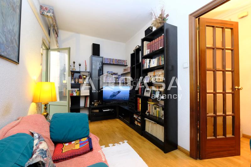 Foto 748ba49c-667a-406f-9ffb-ae485d13ead8. Piso en Vilapicina - Torre Llobeta Barcelona
