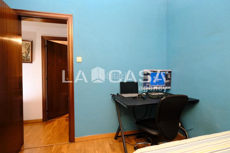 Foto d49b8342-1c27-49b5-9d95-11efe77097c9. Piso en Vilapicina - Torre Llobeta Barcelona