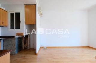 Appartement à Navas. Piso en venta en calle de concepción arenal