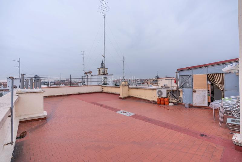 Foto 4f81e371-fa29-428e-acaf-834ac05b8ca5. Ático piso en venta en calle de alonso carbonell en Madrid