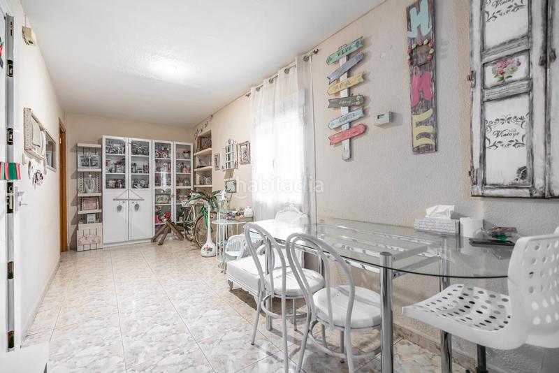 Foto 86890089-6db3-4070-a441-613efefdf7f6. Ático piso en venta en calle de alonso carbonell en Madrid