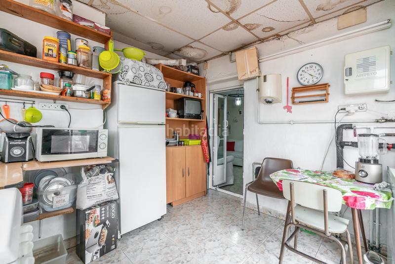 Foto af09ac3d-45ce-4267-98b5-1821b0ecad71. Ático piso en venta en calle de alonso carbonell en Madrid