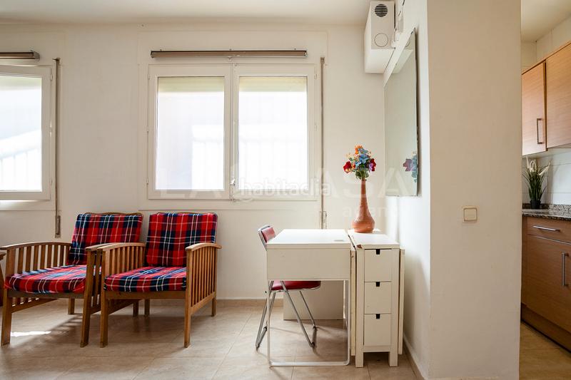 Foto 6efbd2aa-abf7-40d4-b98e-af0b2e7e7807. Piso  en venta en calle de josep serrano en Can Baró Barcelona