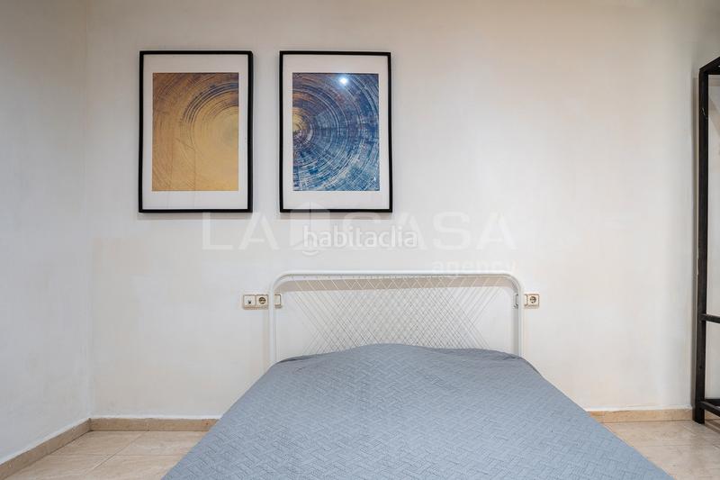 Foto 955ac50d-ac9e-4248-ae4b-8f5594b45945. Piso  en venta en calle de josep serrano en Can Baró Barcelona