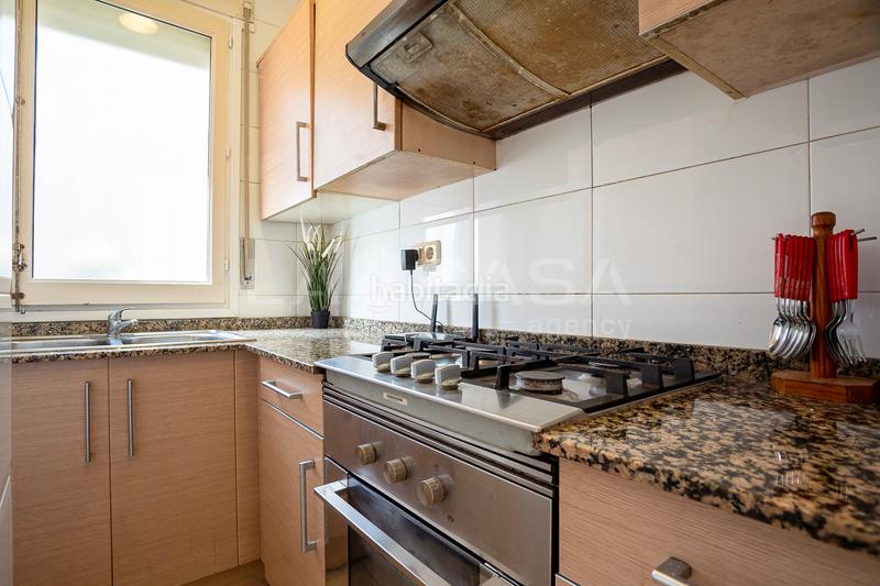 Foto 97b90f09-bcf6-4338-b4f9-e0fc4fe4bcb6. Piso  en venta en calle de josep serrano en Can Baró Barcelona