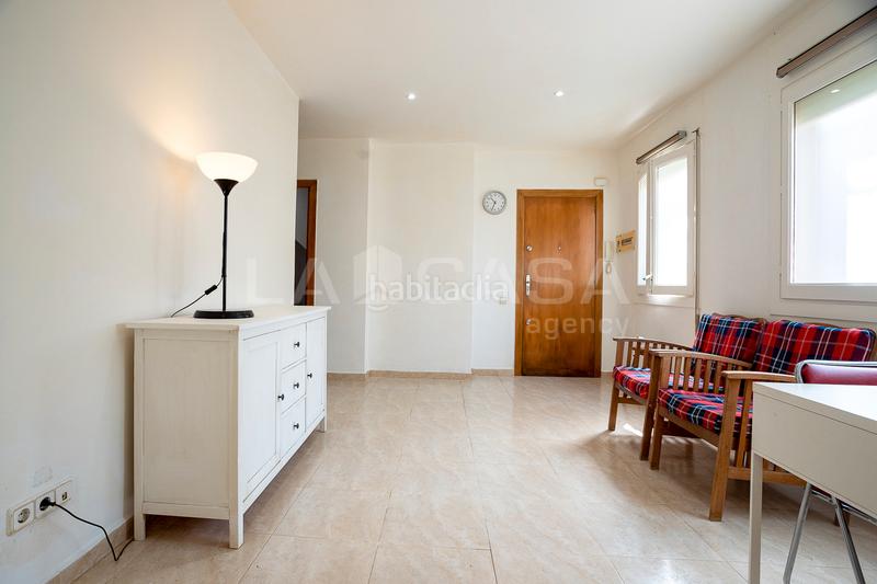 Foto c35bb545-9e01-4895-9038-30b8784ccdc2. Piso  en venta en calle de josep serrano en Can Baró Barcelona