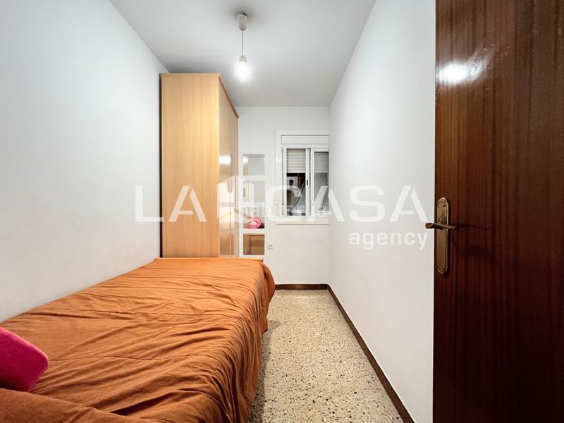 Foto cb31c63d-52bd-4324-8796-00a7278b8a44. Appartamento con riscaldamento in Llefià Badalona