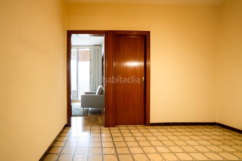 Foto f2fc12ef-23a2-4d5b-9656-eda0848f1c67. Etagenwohnung in Sagrada Família Barcelona
