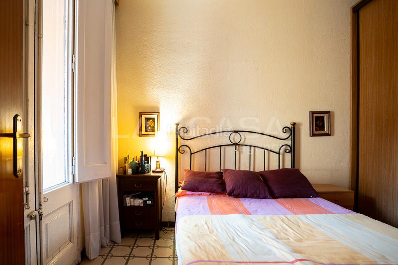 Foto ff845fdb-f51a-4d5e-b51a-870f0546acde. Etagenwohnung in Sagrada Família Barcelona