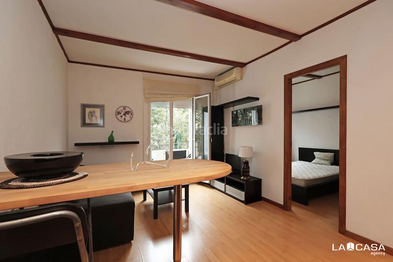 Foto 681806f0-bd6e-4122-8fdd-74c513f3f7c5. Appartamento con riscaldamento in Sant Antoni Barcelona