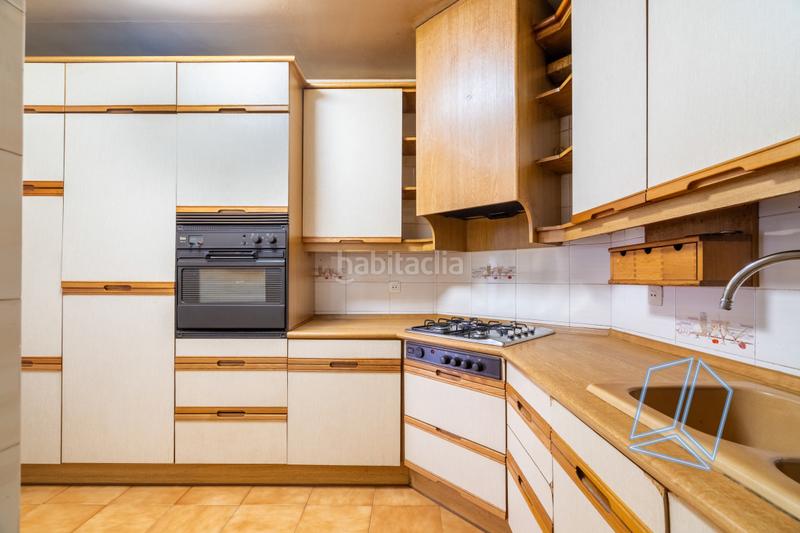 Foto ab04f9f6-de67-41a8-ae01-553f15127965. Appartamento con riscaldamento in Baix Guinardó Barcelona