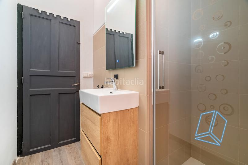 Foto ccbaf498-abf3-4bf8-b1f9-dbc26644bbfd. Etagenwohnung mit heizung in Sant Genís dels Agudells Barcelona