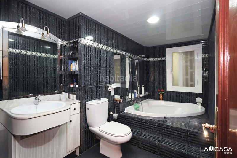 Foto bded8ac7-7001-475c-b632-9d502020304c. Appartamento con riscaldamento parcheggio in Sant Antoni Barcelona