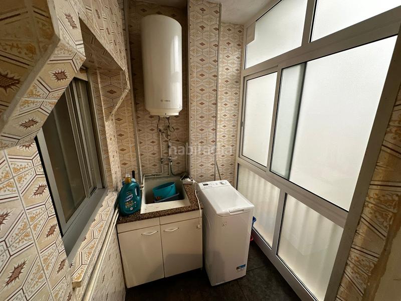 Foto b52f8c2a-287d-47bf-be81-b2bdf51250e7. Appartamento con riscaldamento in Sants-Badal Barcelona