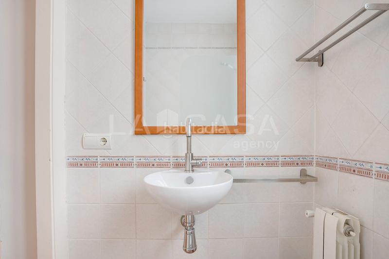 Foto dc3cf655-06c6-4877-b2ab-6b00ec27a8bd. Appartement avec chauffage dans Sagrada Família Barcelona