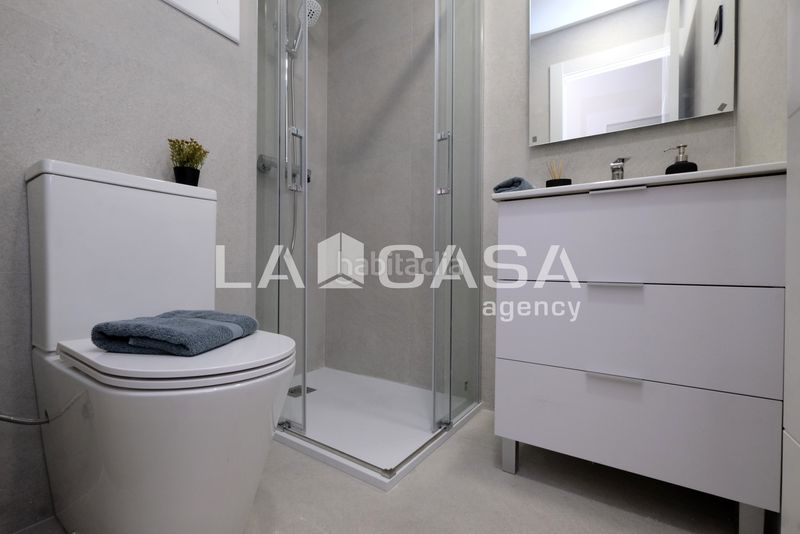 Foto 48310777-7533-4a25-a66e-fcbad4d53b58. Pis a Vilapicina - Torre Llobeta Barcelona