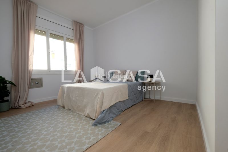 Foto 4fb7a7ab-d441-4f3b-8960-2744b6f4e093. Pis a Vilapicina - Torre Llobeta Barcelona