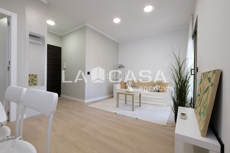 Foto 655ca14b-9e77-4cb6-9760-9ebfd4e7555d. Pis a Vilapicina - Torre Llobeta Barcelona