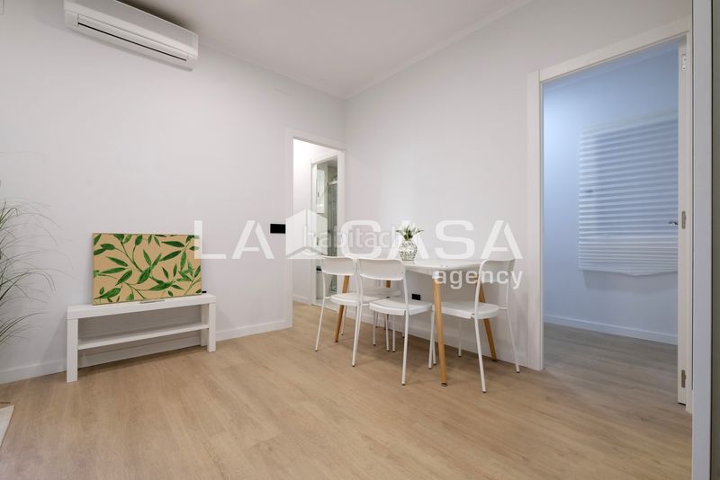 Foto a8e59bdf-3483-475e-a50d-7a8ef17d8d3b. Pis a Vilapicina - Torre Llobeta Barcelona